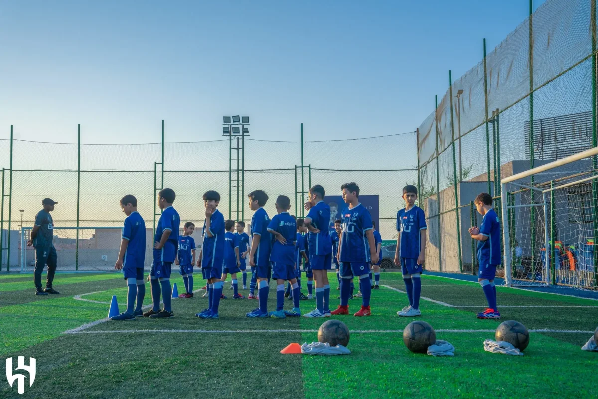 أكاديمية الهلال للناشئين